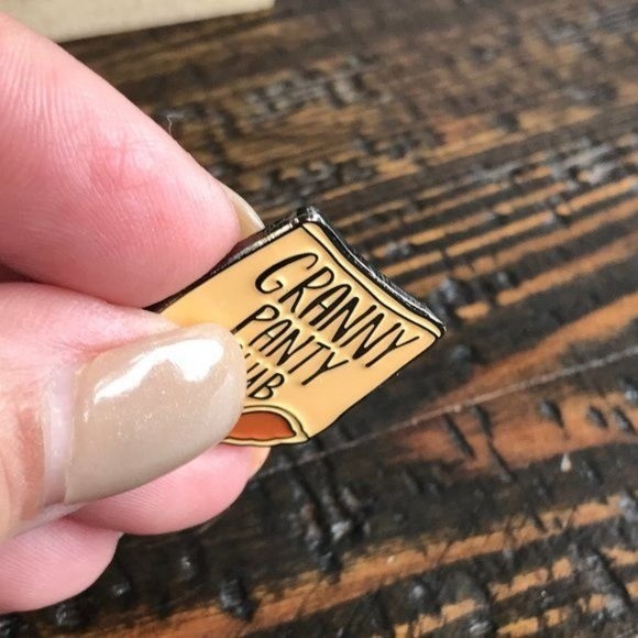 GRANNY PANTY CLUB Hilarious IYKYK Collectible Enamel Pin LAST ONE! 813 - Picture 3 of 5